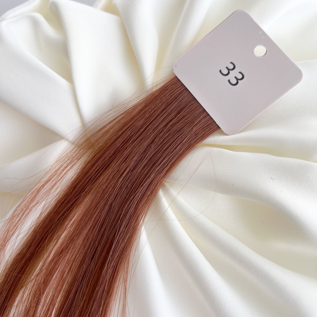 Farbmuster für Extensions – Slawisches Echthaar